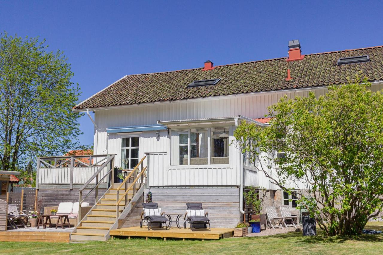 Rosenhill Bed & Breakfast Grebbestad Exterior foto