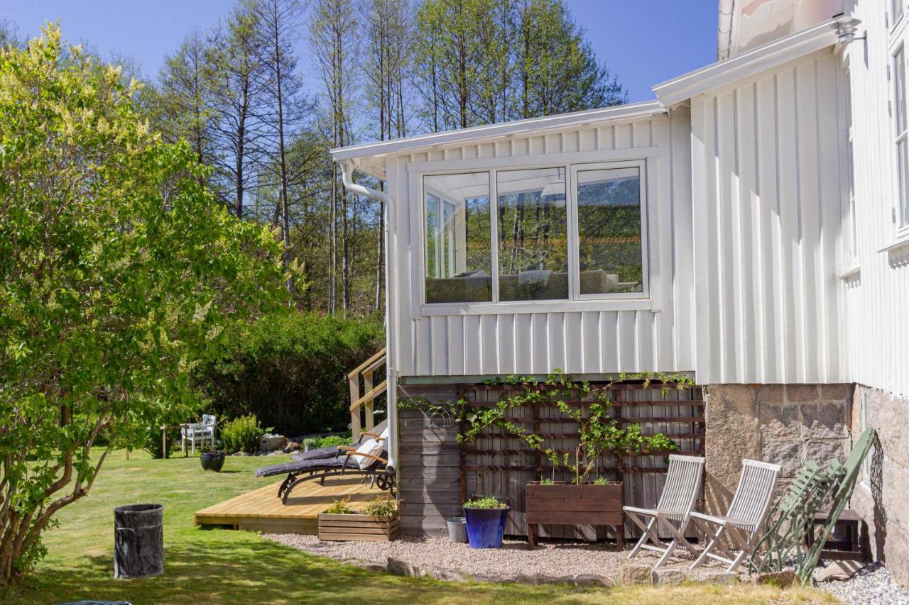 Rosenhill Bed & Breakfast Grebbestad Exterior foto